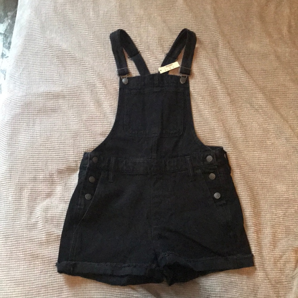 Madewell Black Adirondack Short Overalls Size S